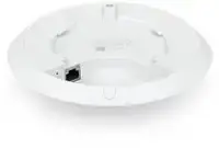 ubiquiti-unifi-u6plus-2.webp